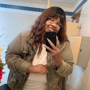 Meet your Posher, Ar’marii